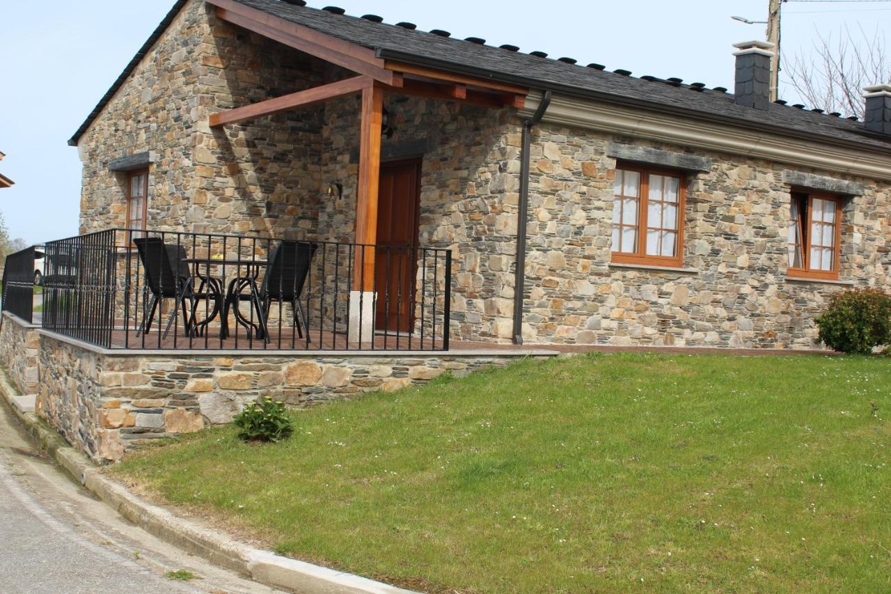 Apartamentos Casa Cerolleiro Кастропол Екстериор снимка